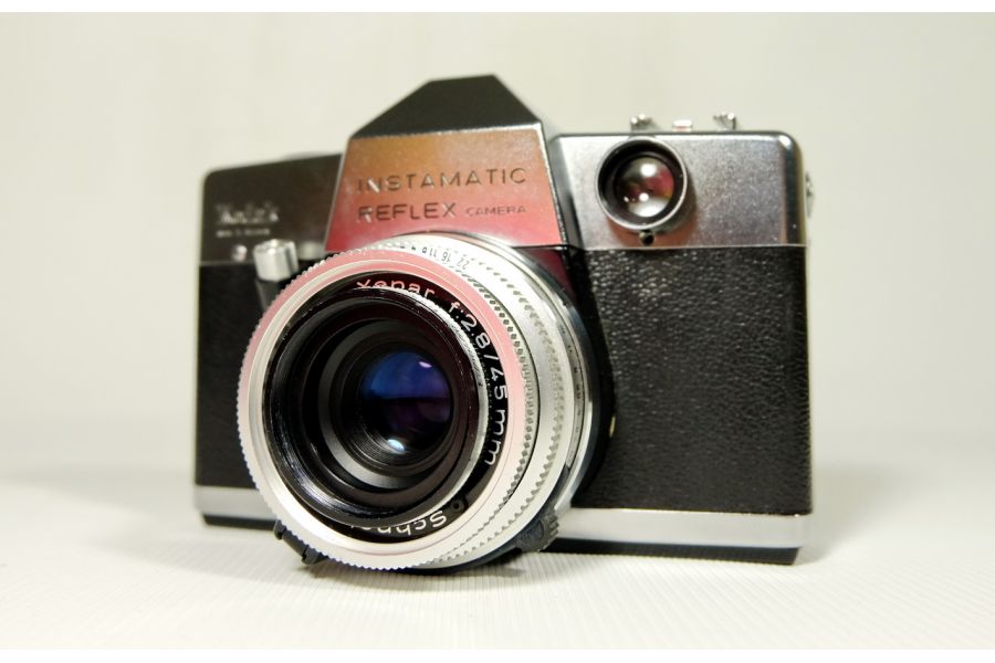 Kodak Instamatic Reflex + Xenar 2.8/45