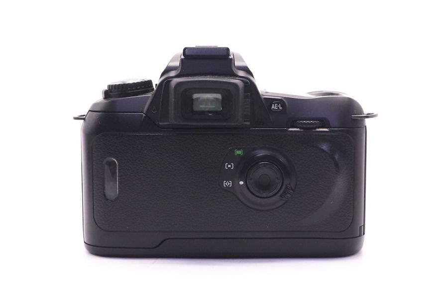 Nikon F75 kit плёночный зеркальный фотоаппарат