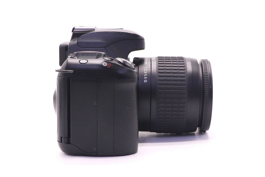 Nikon F75 kit плёночный зеркальный фотоаппарат