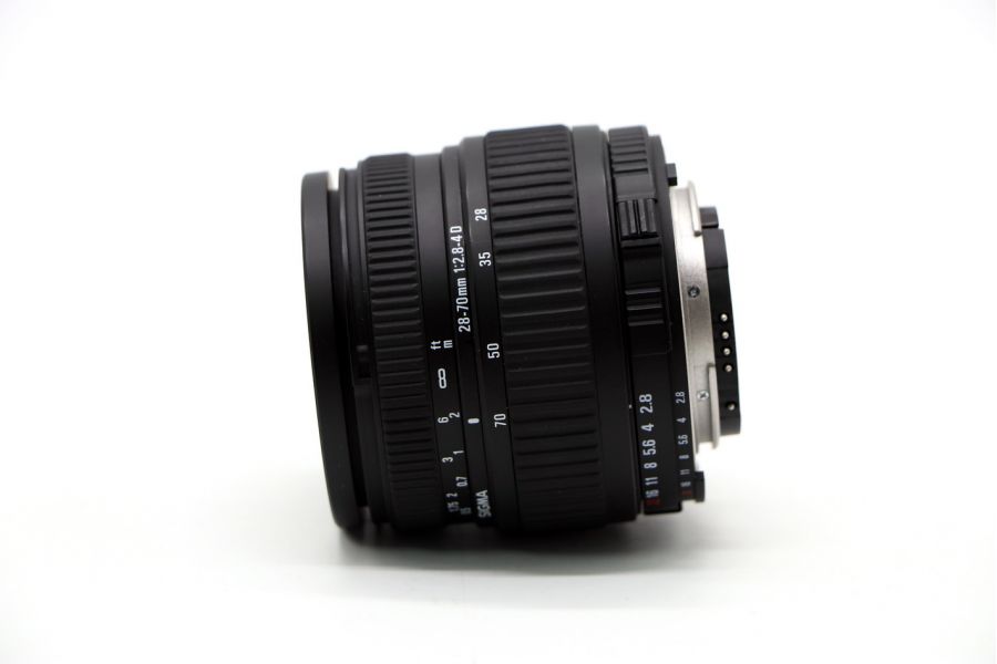 Sigma AF 28-70 f/2.8-4 D Zoom Nikon