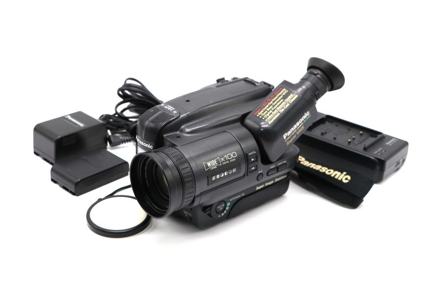 Видеокамера Panasonic NV-S880EN