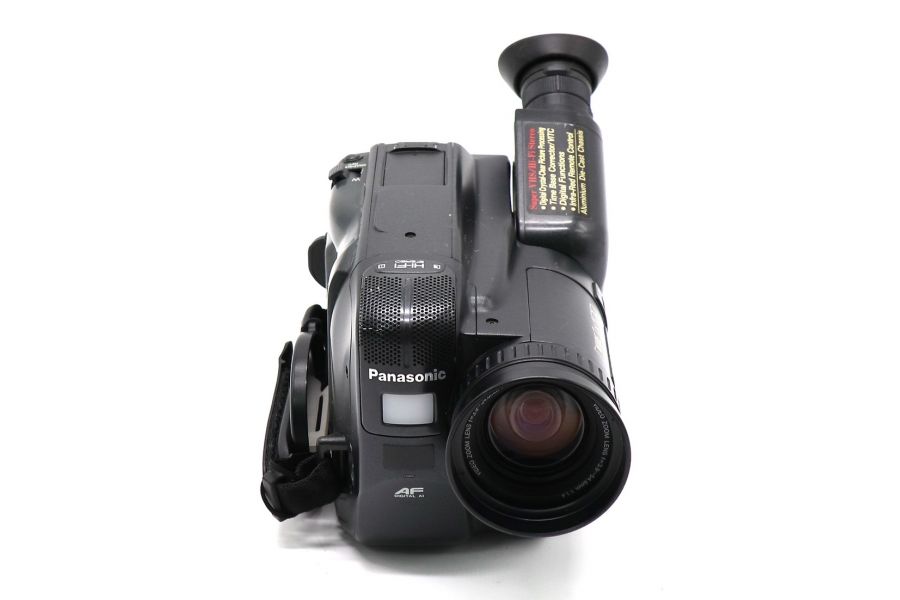 Видеокамера Panasonic NV-S880EN