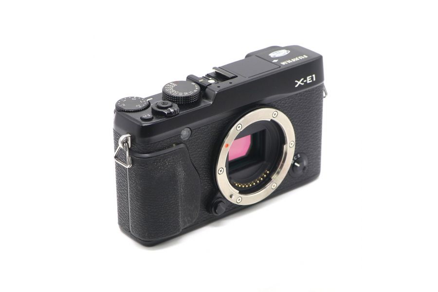Fujifilm X-E1 body (Japan, 2012)