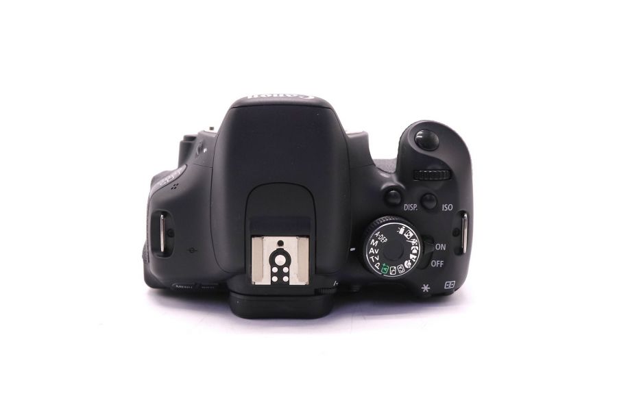 Canon EOS 600D body (пробег 8500 кадров)