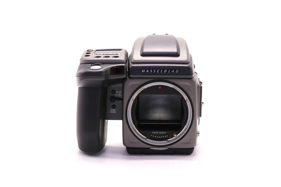 Hasselblad H1 body (пробег 1050 кадров)
