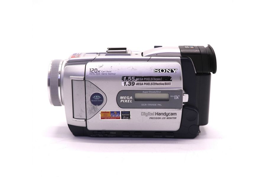 Видеокамера Sony DCR-TRV40E