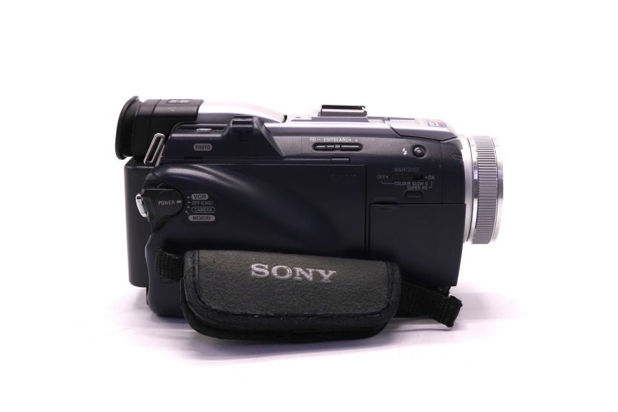 Видеокамера Sony DCR-TRV40E