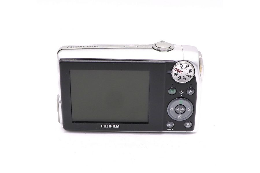 Fujifilm FinePix F47fd в упаковке
