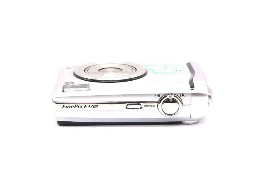 Fujifilm FinePix F47fd в упаковке