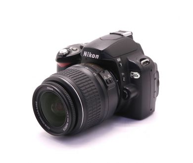 Nikon D40x kit (пробег 4550 кадра)