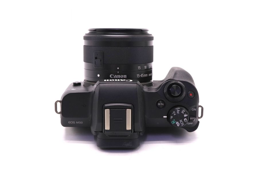 Canon EOS M50 kit (пробег 13550 кадров)