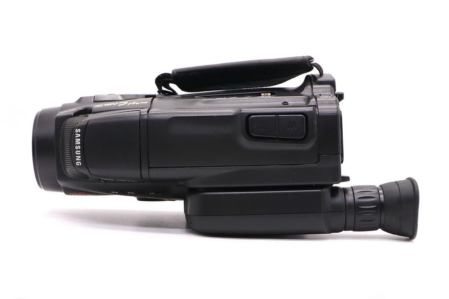 Видеокамера Samsung VP-K85