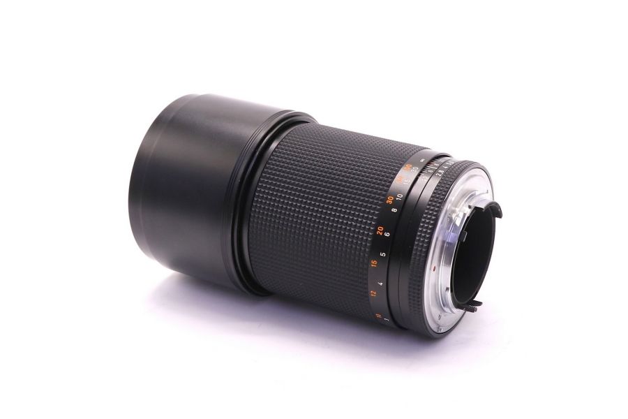 Carl Zeiss Sonnar T* 180mm f/2.8 C/Y