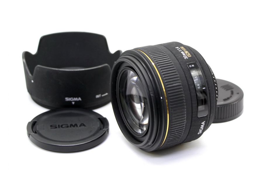 Sigma AF 30mm f/1.4 EX DC HSM for Nikon