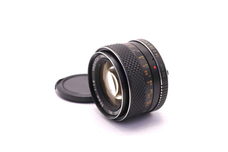 Yashica ML 1.4/50 (Japan, 1980)