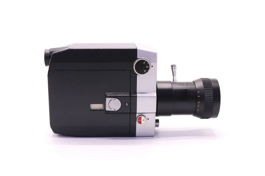 Кинокамера Кварц 8С-2 в упаковке (1975г.)