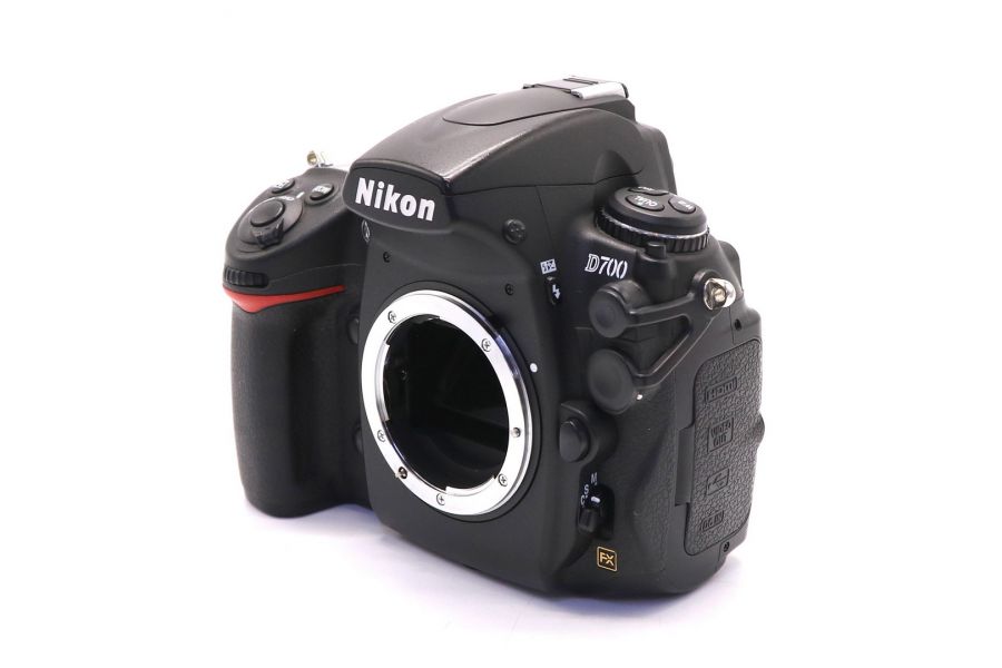 Nikon D700 body (пробег 26180 кадров)