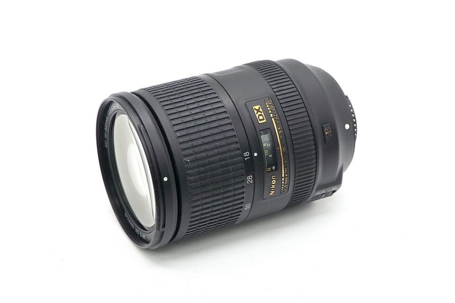 Nikon 18-300mm f/3.5-5.6G ED VR AF-S DX в упаковке