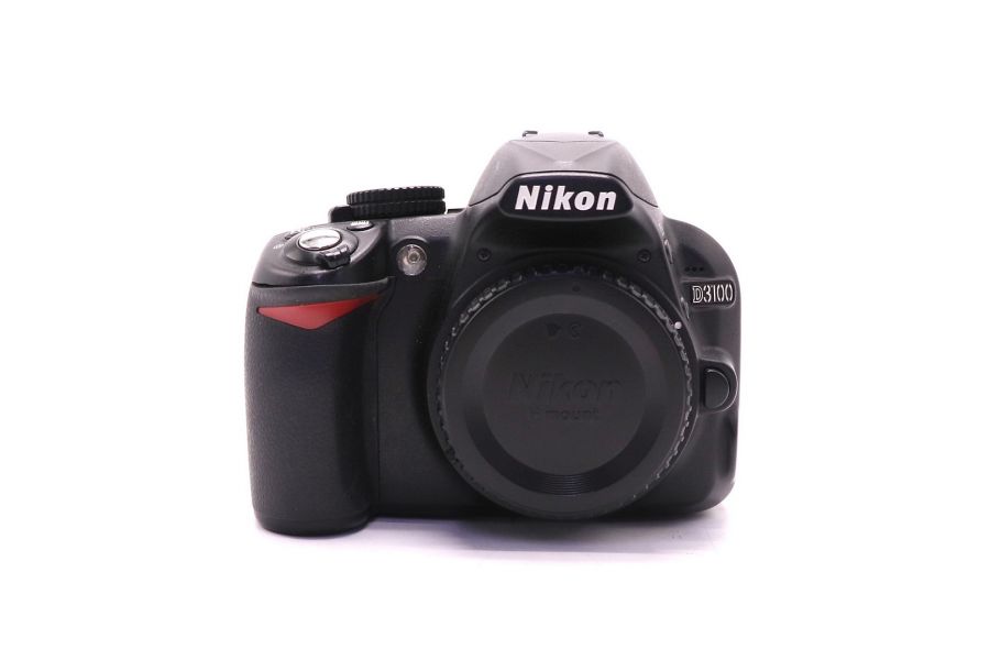 Nikon D3100 body (пробег 8100 кадров)