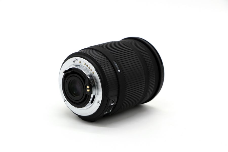 Sigma AF 18-250 mm f/3.5-6.3 DC OS HSM Pentax K в упаковке