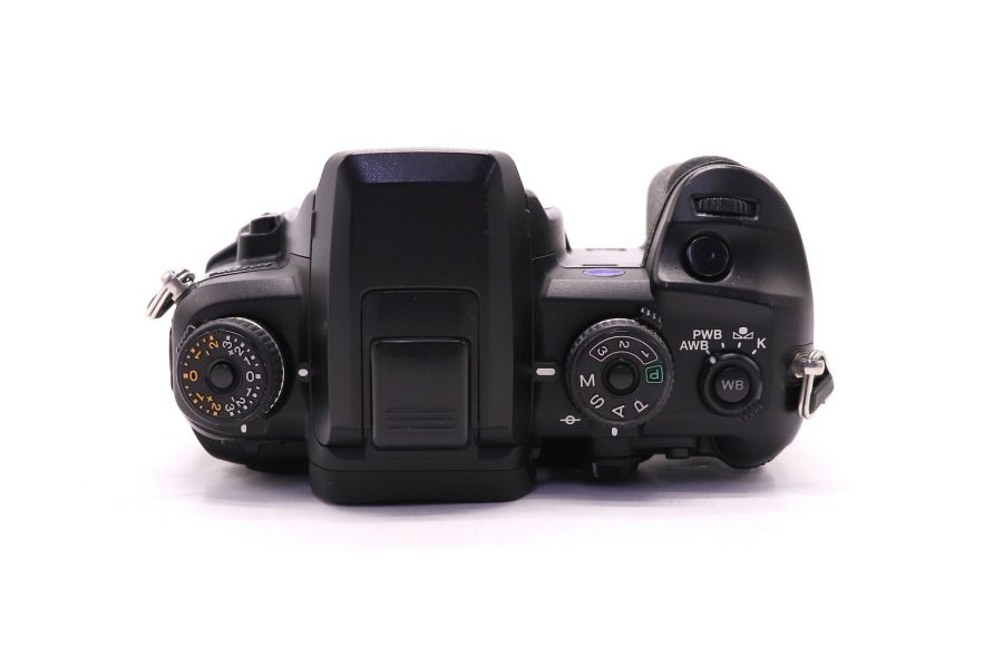 Konica Minolta Maxxum 7D body зеркальная цифровая