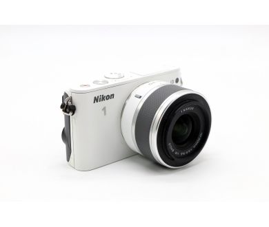 Nikon 1 J3 kit нерабочий