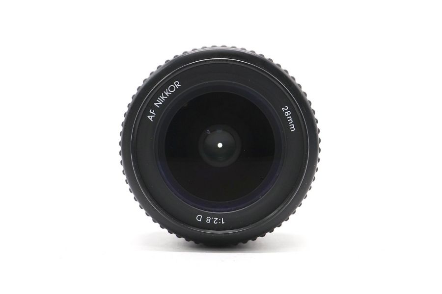 Nikon 28mm/2.8D AF Nikkor в упаковке