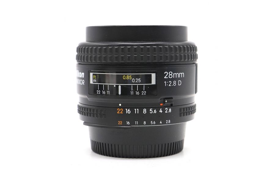 Nikon 28mm/2.8D AF Nikkor в упаковке