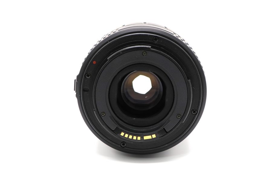 Sigma 24-70mm f/3.5-5.6 UC