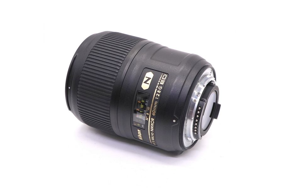 Nikon 60mm f/2.8G ED AF-S Micro-Nikkor