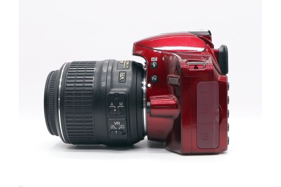 Nikon D3200 kit в упаковке (пробег 9385 кадров)