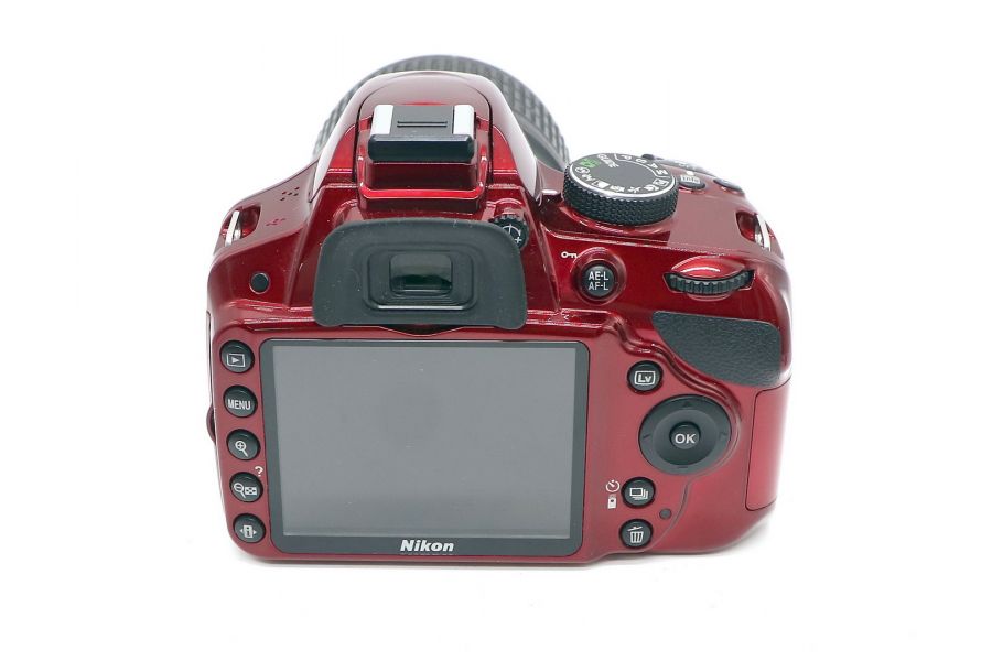 Nikon D3200 kit в упаковке (пробег 9385 кадров)