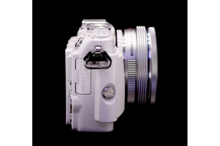 Olympus Pen E-PL6 kit в упаковке (пробег 1000 кадров)