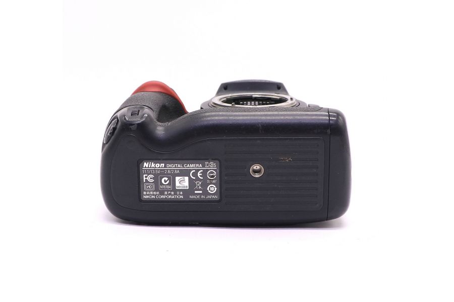 Nikon D3S body (пробег 104820 кадров)