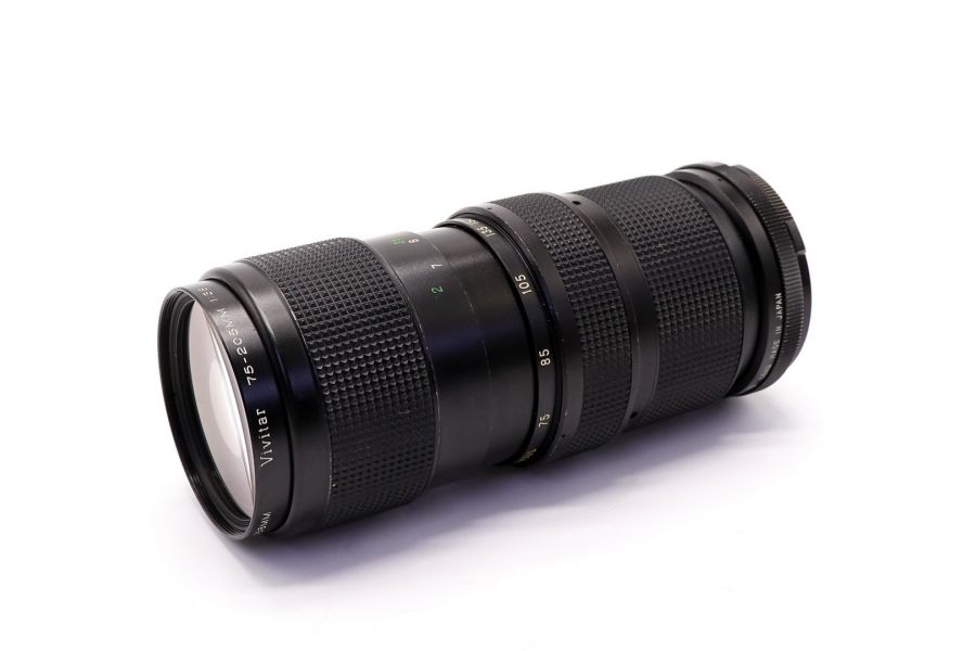 Vivitar 75-205mm f/3.8 Close Focusing Auto Zoom M42