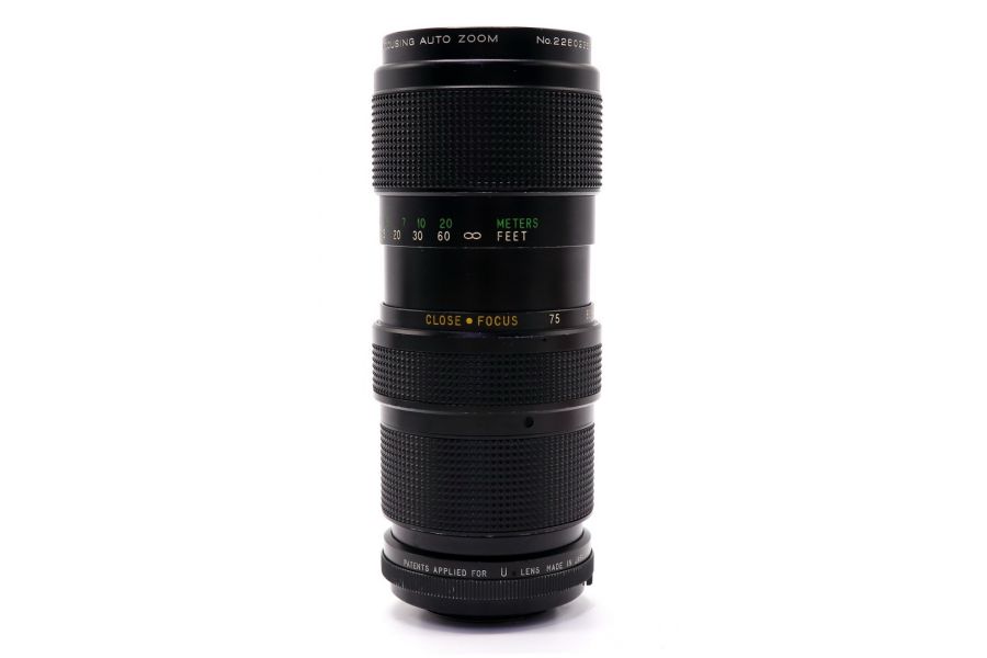 Vivitar 75-205mm f/3.8 Close Focusing Auto Zoom M42
