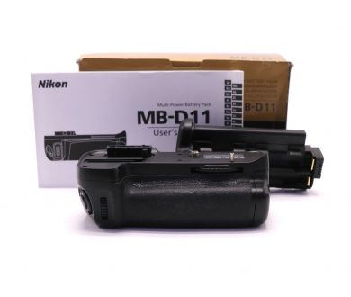 Батарейная ручка Nikon MB-D11 в упаковке