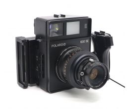 Polaroid 600 SE