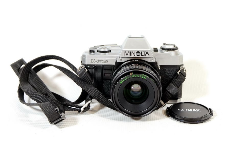 Minolta X-300 kit (Japan, 1989)