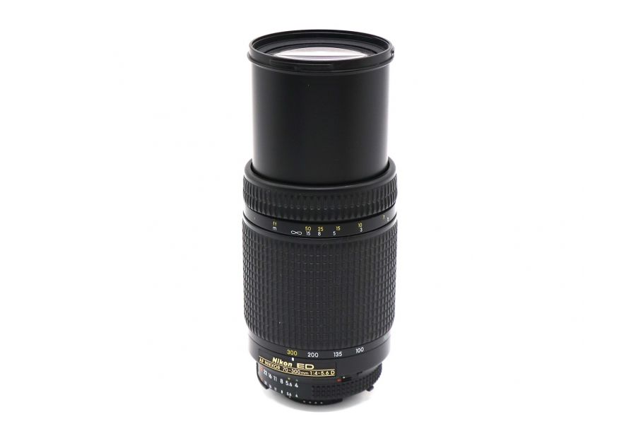 Nikon 70-300mm f/4-5.6D ED-IF AF Nikkor (Japan)