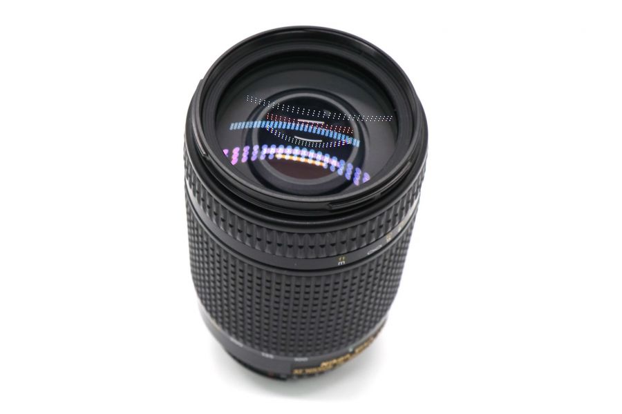 Nikon 70-300mm f/4-5.6D ED-IF AF Nikkor (Japan)