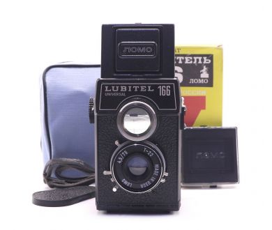 Любитель 166 Универсал / Lubitel 166 Universal в упаковке (ЛОМО, 1993)