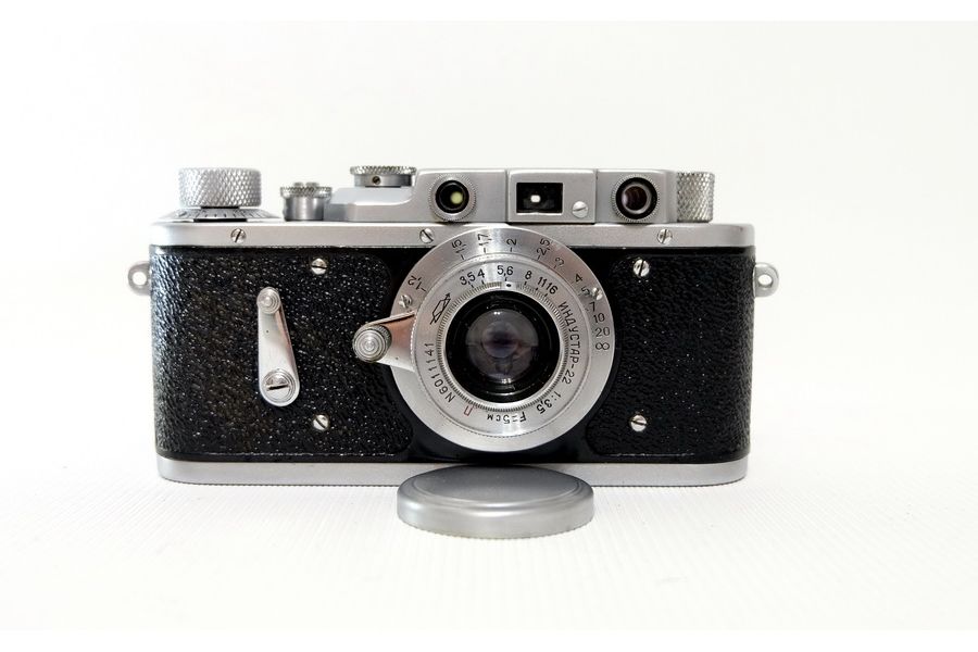 Фотокамера Зоркий 2 + Индустар-22 П (КМЗ, 1955)