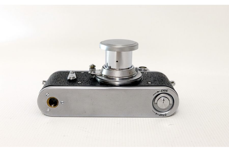 Фотокамера Зоркий 2 + Индустар-22 П (КМЗ, 1955)