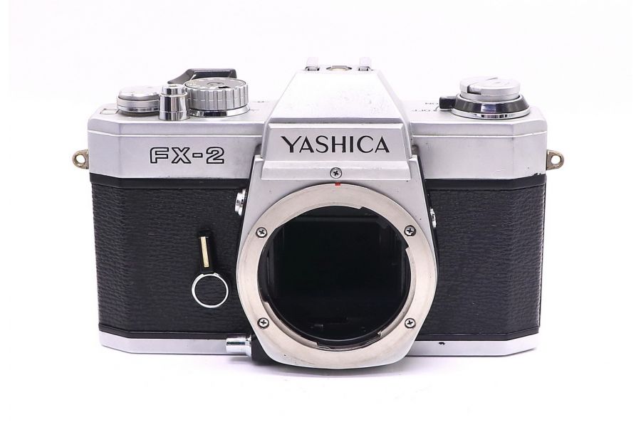 Yashica FX-2 body (Japan, 1976)