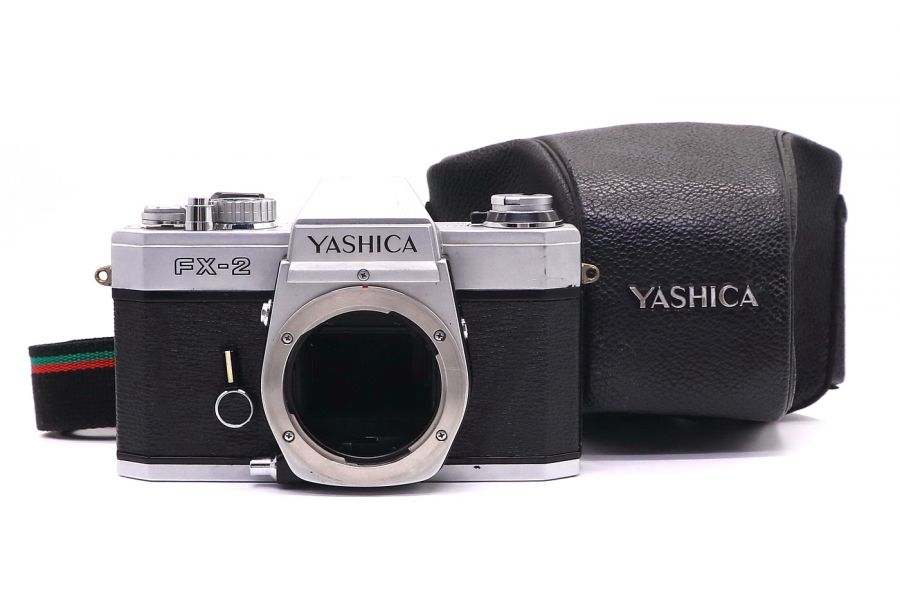 Yashica FX-2 body (Japan, 1976)