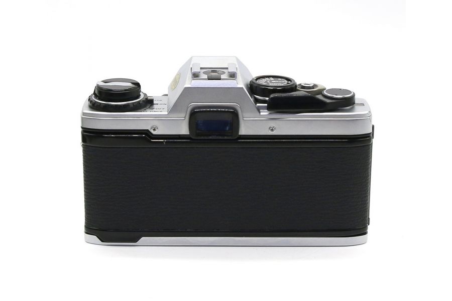 Olympus OM10 kit (Japan, 1982)