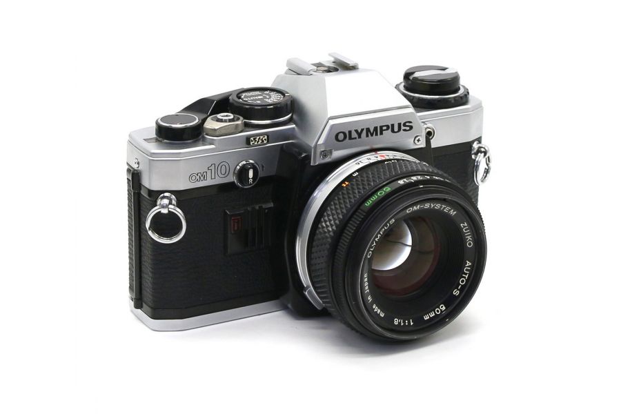 Olympus OM10 kit (Japan, 1982)