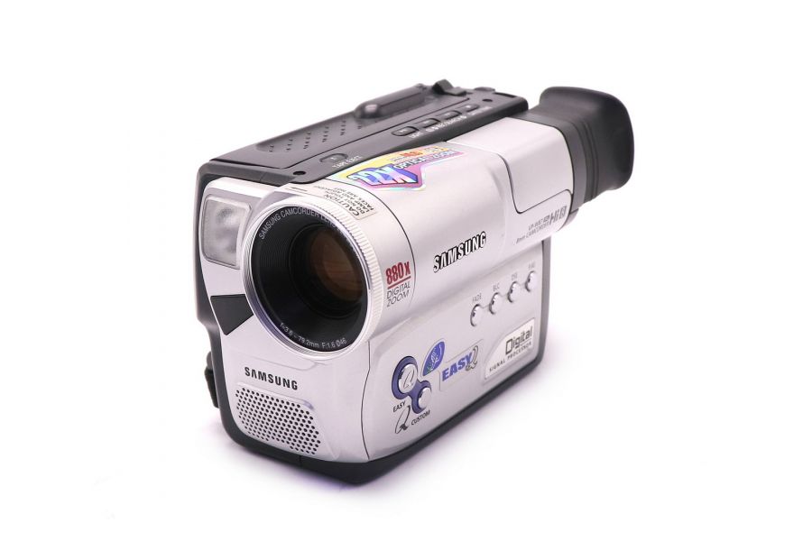 Видеокамера Samsung VP-W87