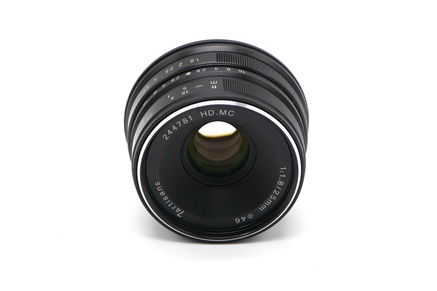 7Artisans 25mm f/1.8 для Micro 4/3